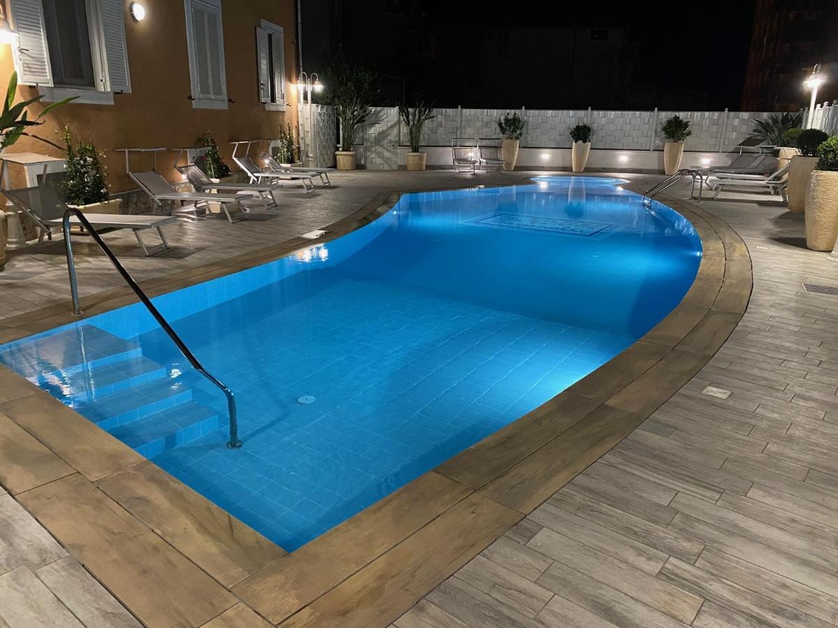 Casamia Apartment อากรอโปลี ภายนอก รูปภาพ